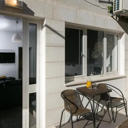 Apartment Avangarde
