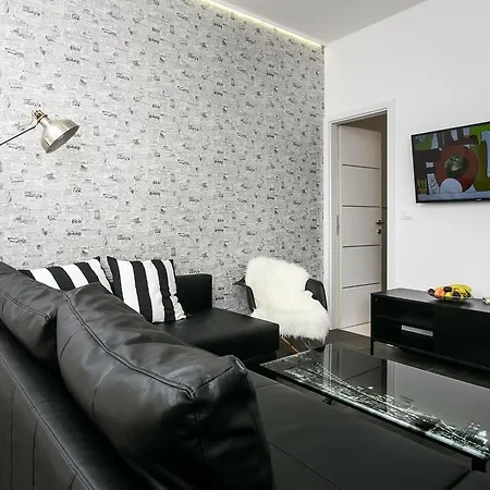 Apartment Avangarde *